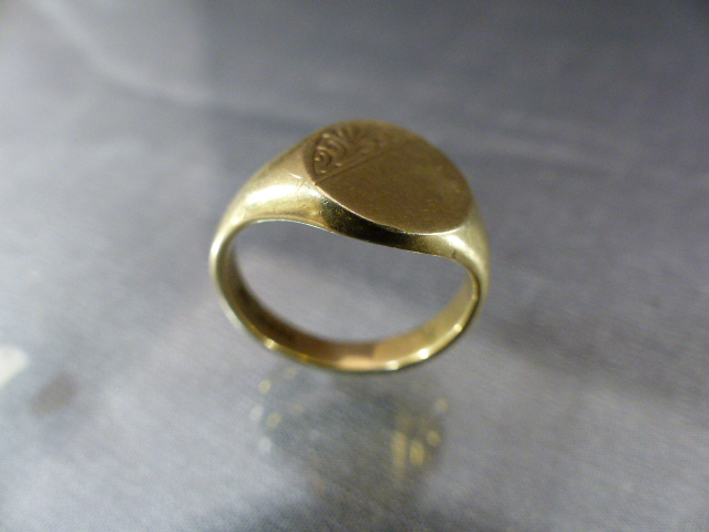 Mens 9ct Oval cushion Signet ring approx 6.6g Size UK - P 1/2 - Image 5 of 8