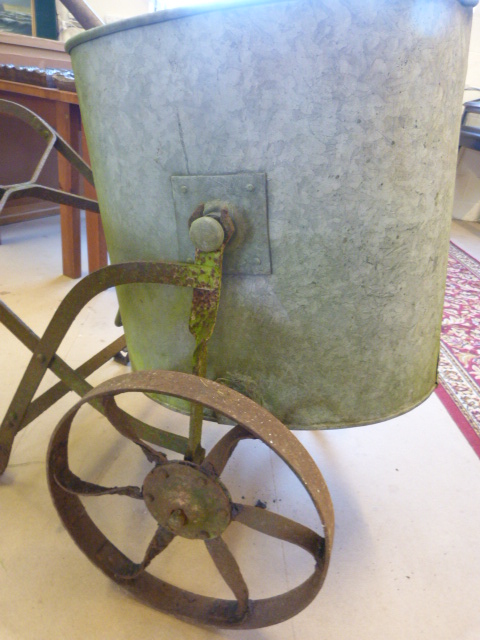 Large oval shaped galvanised water tank on antique cast iron frame with wheels - Image 3 of 7