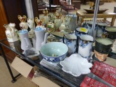 Collectable china to include Royal Doulton, Carlton ware, Italian shell dish etc