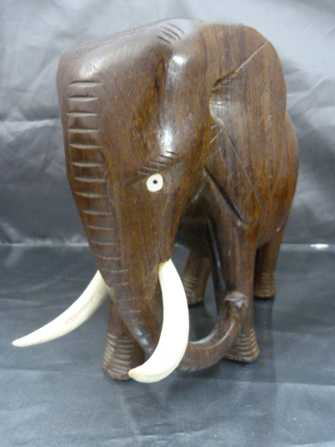 Carved African Hardwood - To include two carved water Buffalo one bearing label Mabuhay Treasure - Image 4 of 14