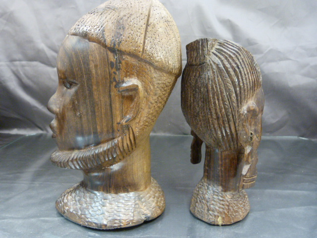 Carved African Hardwood - To include two carved water Buffalo one bearing label Mabuhay Treasure - Image 9 of 14