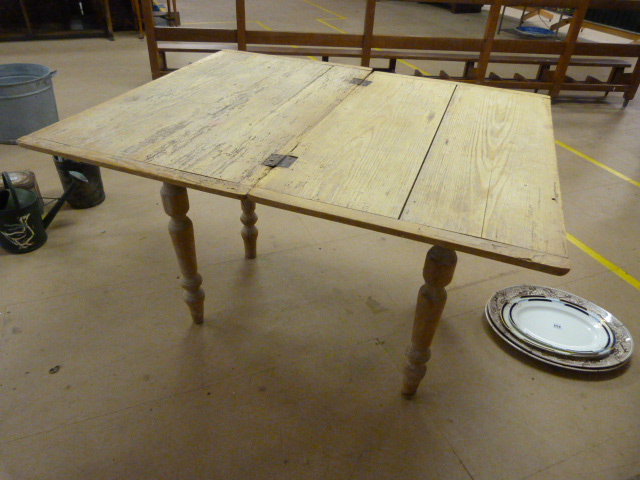 Antique Pine table with lift top - Image 3 of 5