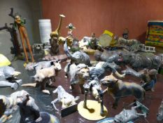 Collection of Lead and Cast metal circus figures - To include Elephant, Lions, Ringmaster, Clowns