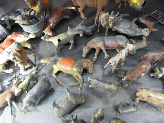 Large collection of Lead J Hill and Co and other metal cast farmyard animals - Condition Report - Image 4 of 8