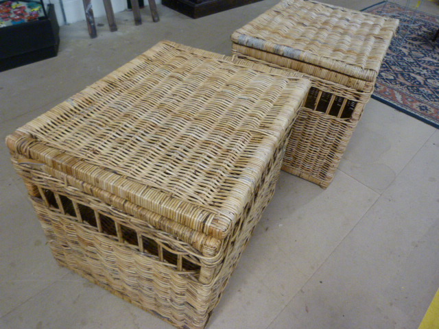 Two large wicker linen baskets - Image 4 of 4