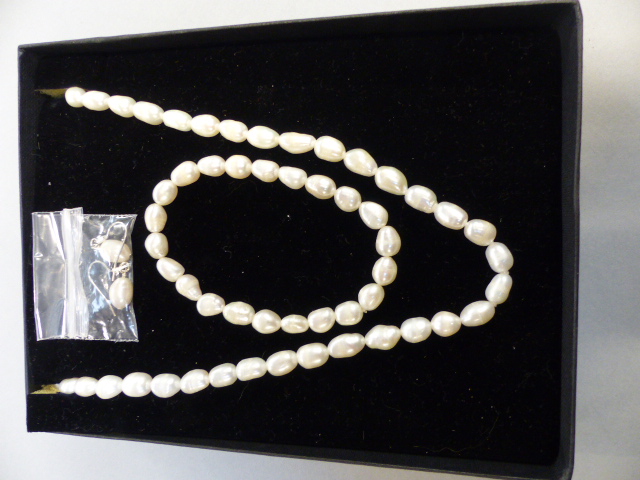 Pearl necklace and matching earring and bracelet set - boxed