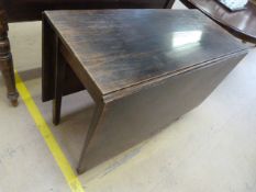 Oak drop leaf table