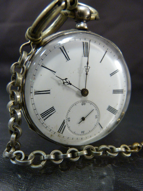 Three working silver pocket watches (2 of which the backs won't open). 1 hallmarked 800. Total - Image 15 of 20