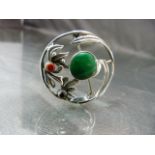 Silver Arts and Crafts Style brooch - the approx 34.3mm diameter circle form brooch has a makers