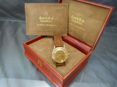 A RARE GENTLEMAN'S 18K SOLID GOLD OMEGA CONSTELLATION CHRONOMETER WRIST WATCH CIRCA 1960,WITH