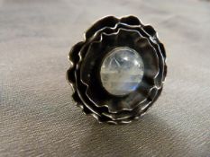 SILVER 925 Modernist ‘Flower’ Ring by an unknown designer. The Flower head measures approx: 32mm