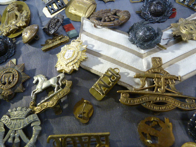 Large collection of Cap Badges and Hat badges from mostly local Regiments - Devonshire Regiment, - Image 3 of 4