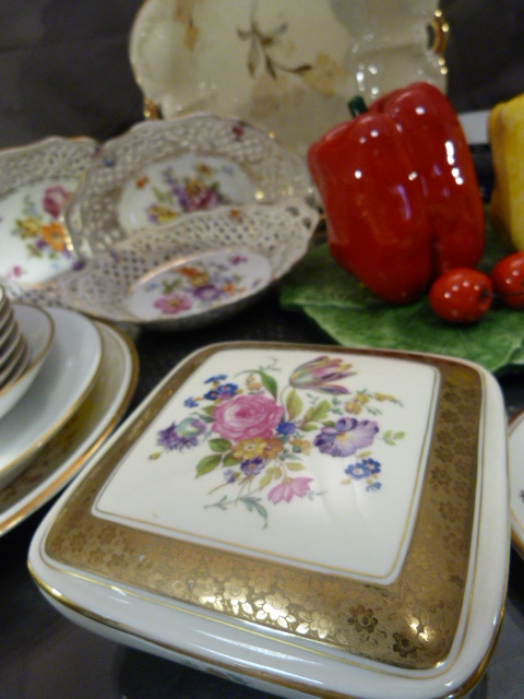 Collectable china - to include three Dresden china lattice bowls, Rosenthal plates and other - Image 5 of 7