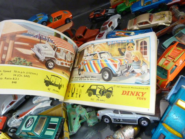 Small collection of unboxed Corgi toy cars - Image 10 of 11