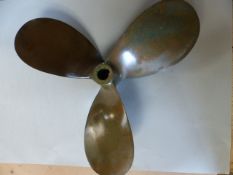 Bronze boat propeller made by Thornycroft T4001. 6071