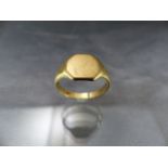 9ct Gold Signet ring 3.8g