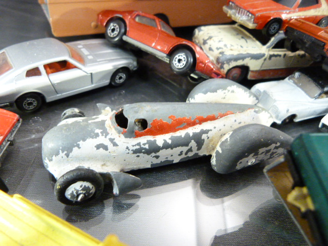 Small collection of unboxed Corgi toy cars - Image 6 of 11