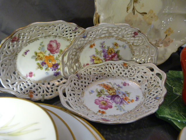 Collectable china - to include three Dresden china lattice bowls, Rosenthal plates and other - Image 3 of 7