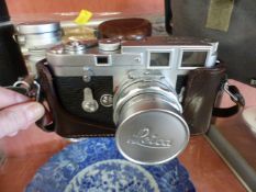 LEICA CAMERA. - Leica M3 in ever ready case. Lot to include Spare camera strap, shutter rod,