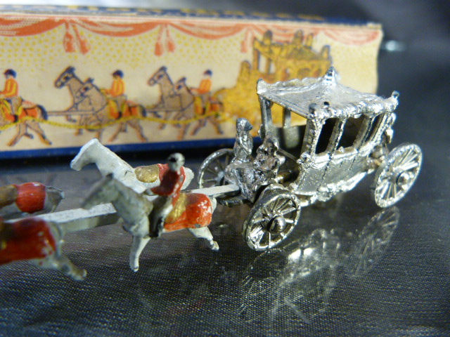 Moko Lesney Coronation Miniature coach in original box with Damage. - Image 3 of 3