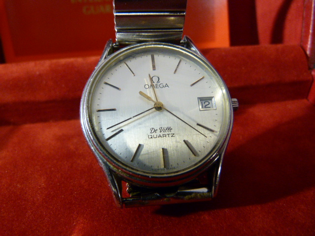 Omega Digitial Wristwatch DeVille Quartz on stainless steel strap. Face having baton numbers and - Image 4 of 5