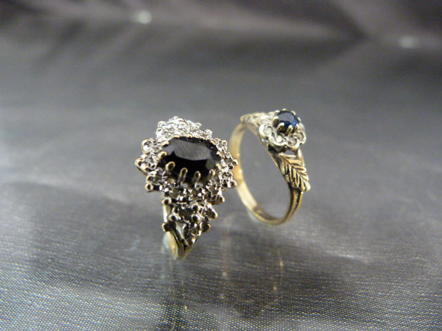 Two 9ct Gold rings. Both set with Central sapphire and surrounded by Diamonds. Size UK - (1) I - Image 2 of 6