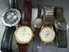 Collection of 5 watches - to include a Breitling style, Gianna Sabatini fashion watch, Timex