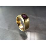 9ct Gold Solitaire Ruby Ring (London 1958 by JSW), the Ruby measures approx: 4.7mm in diameter. Size