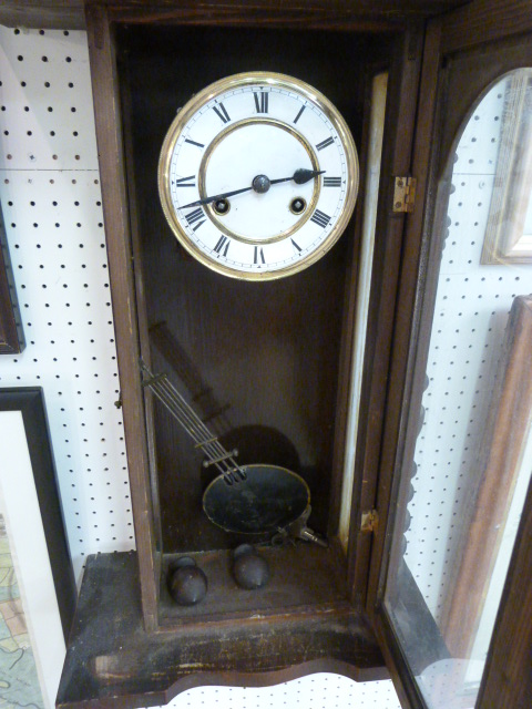 American style wall clock made in oak with enamelled dial and Roman numeral chapter ring - Image 4 of 4