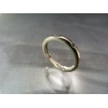 18ct White Gold three stone Diamond ring approx weight - 2.9g UK - J1/2