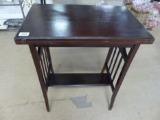 Edwardian Mahogany swivel top games table