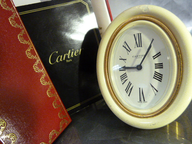 CARTIER - Desk Clock by Cartier Paris with 8 day movement. The outer frame in a Creme enamel and - Image 2 of 7