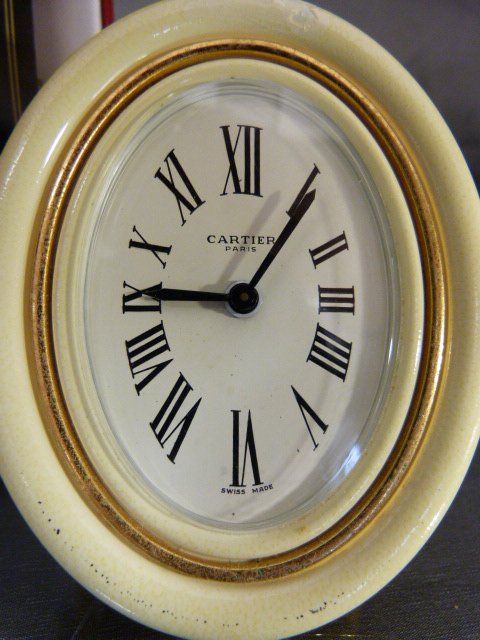 CARTIER - Desk Clock by Cartier Paris with 8 day movement. The outer frame in a Creme enamel and - Image 3 of 7