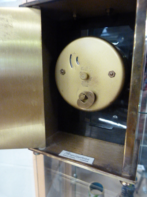 Metamec brass cased carriage clock with plaque to inside 'Bravingtons London' - Image 3 of 4