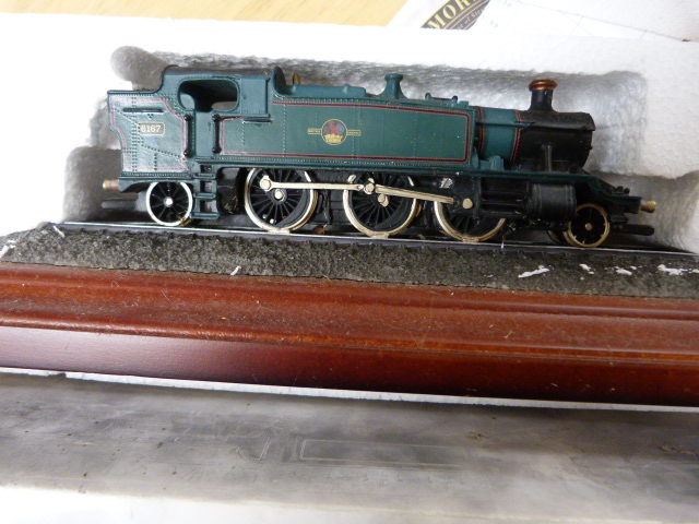 Two Steam Memories collectable Hand painted Locomotives on Plinths. 03577 "King Stephen" & 03582 - Image 4 of 5