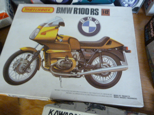 Box containing Vintage Kit car models - to include makes such as Revell, Heller, Raft, Fujimi, - Image 6 of 7