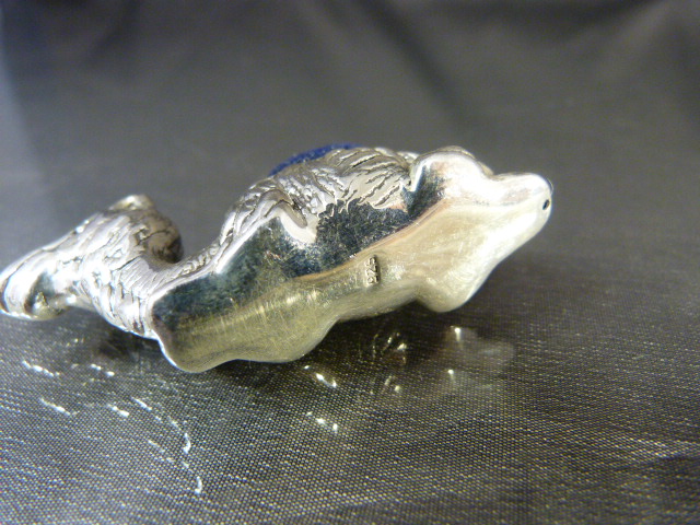 Silver pincushion in the form of a camel - Image 4 of 4