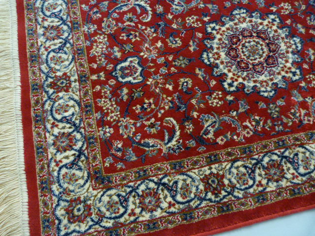 Kashmir Red Ground runner 140cm x 68cm - Image 3 of 3