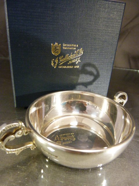 Hallmarked Silver Replica Jersey bowl modelled on the original c1700. In original box. Sheffield - Image 4 of 4