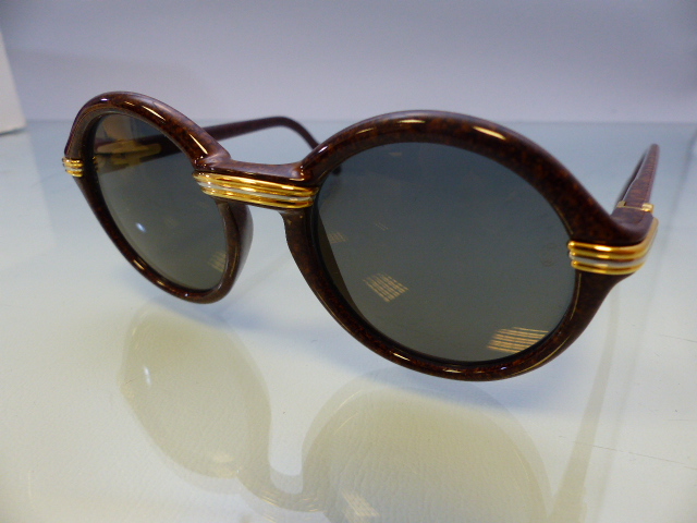 MUST DE CARTIER PARIS - Pair of 1980's Cartier sunglasses in original fitted case. The Circular - Image 7 of 11