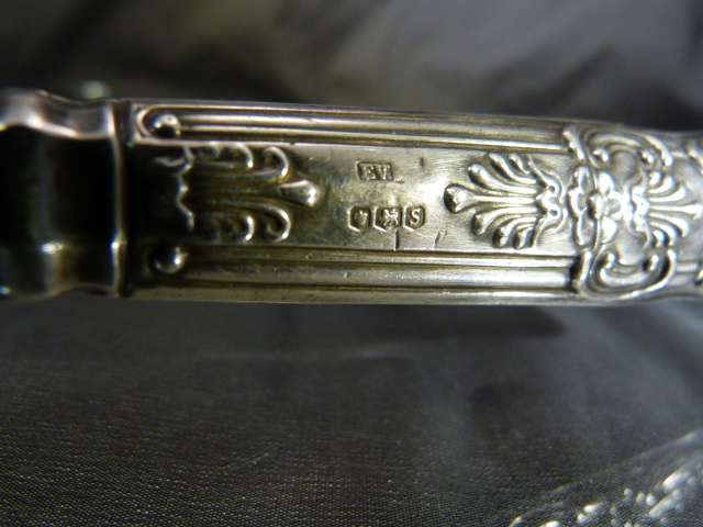 Hallmarked silver handle cake slice 1960 Sheffield. Along with a Military trinket pot marked 2430 - Image 10 of 11