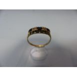 9ct Diamond and Sapphire ladies ring (size O.5)