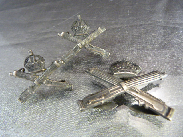 Machine Gun corps - Cap Badge and collar badges.