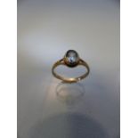 9ct Vintage ladies dress ring with central stone possibly aquamarine