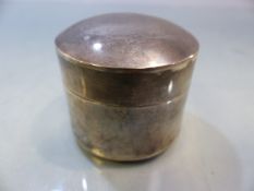 Silver hallmarked cylindrical pill box By Richard M Whitehouse (total weight approx 77g)