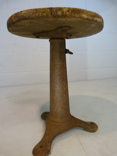 Singer sewing machine stool - Image 3 of 4