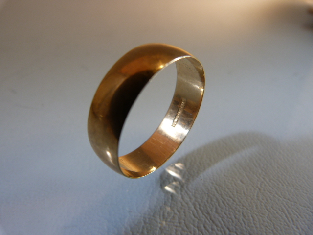 9ct Gold Gents Wedding band - approx weight 3.3g - Image 3 of 4