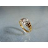 Gents 18ct Gold (Birmingham 1894 possibly by W&H White & Hawkins) Diamond Ring. (Stone approx: