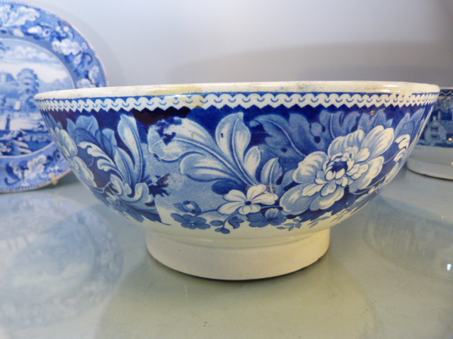 18th and 19th Century Pearl Ware - 1) Large blue and white mixing footed bowl (slightly askew) - Image 4 of 18