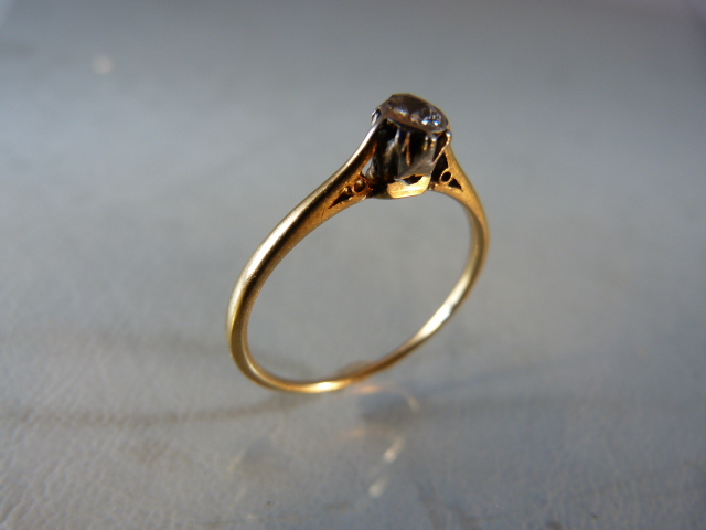 Single solitaire diamond ring on gold band (hallmarks rubbed) size P - Image 3 of 6